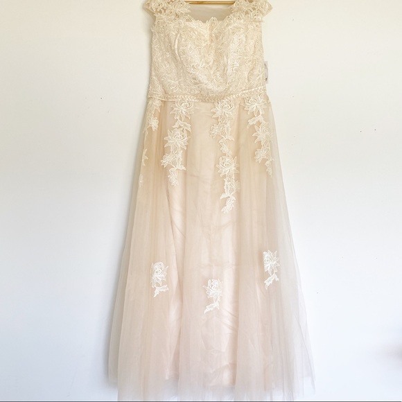 oyisha wedding dress